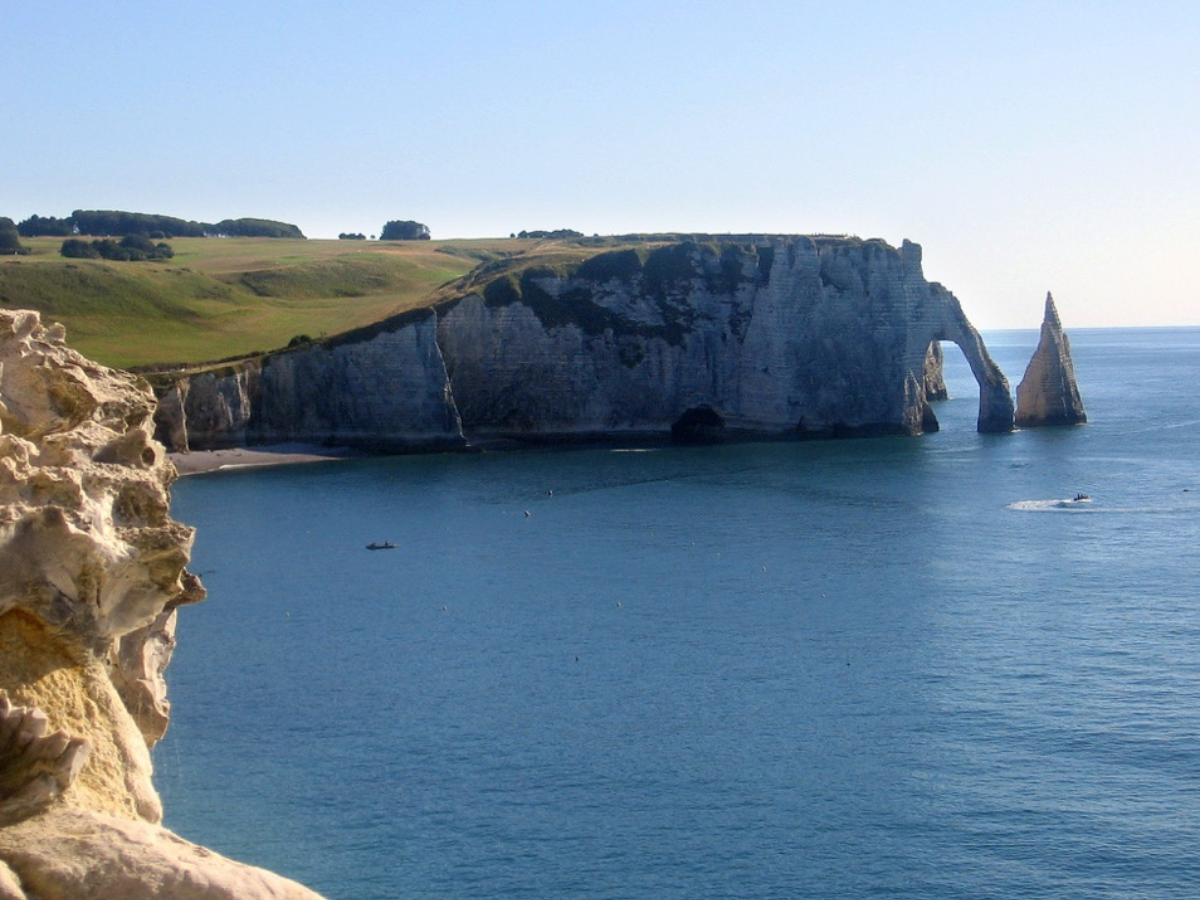Le scogliere a picco sul mare di Étretat