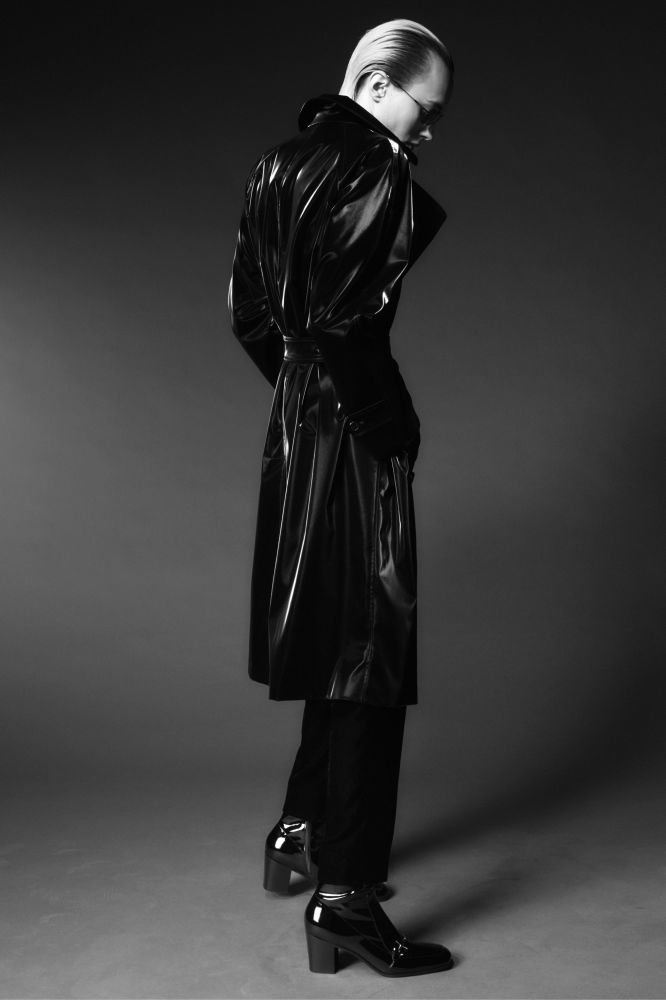 Saint Laurent by Anthony Vaccarello la collezione moda uomo Autunno Inverno 2022-23