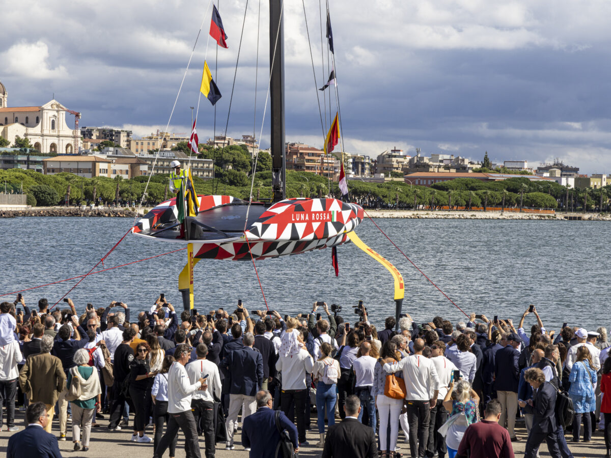 Luna Rossa Prototype