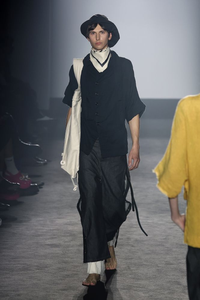 Tíscar Espadas la sfilata Spring Summer 2023