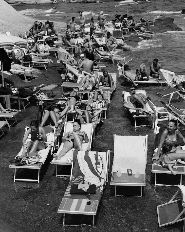 BRETTLLOYD_NAPOLI_S07F02 001