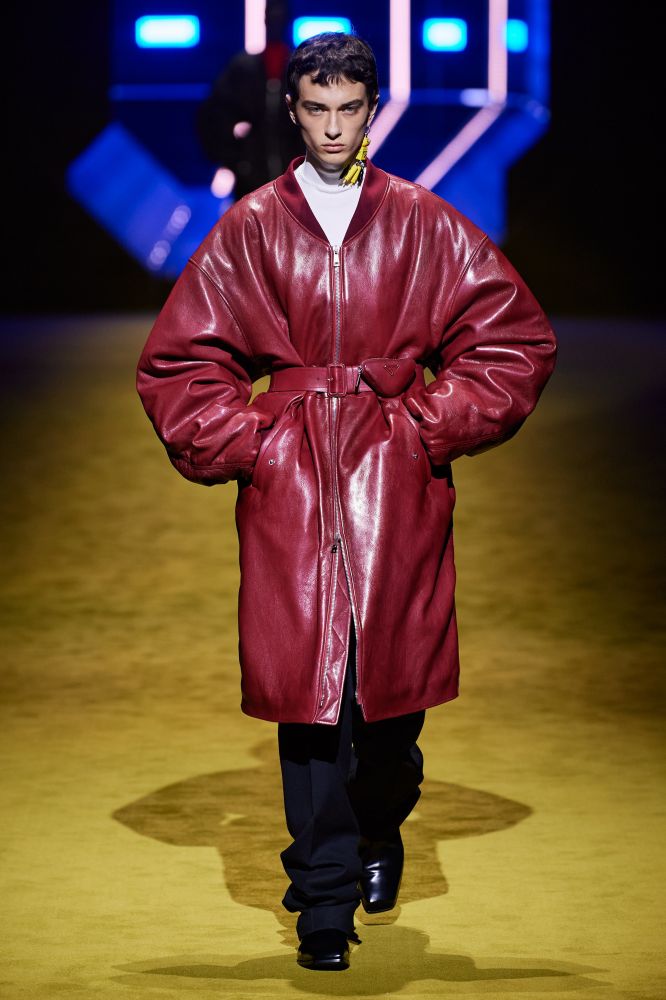 Prada la sfilata moda uomo autunno inverno 2022-23