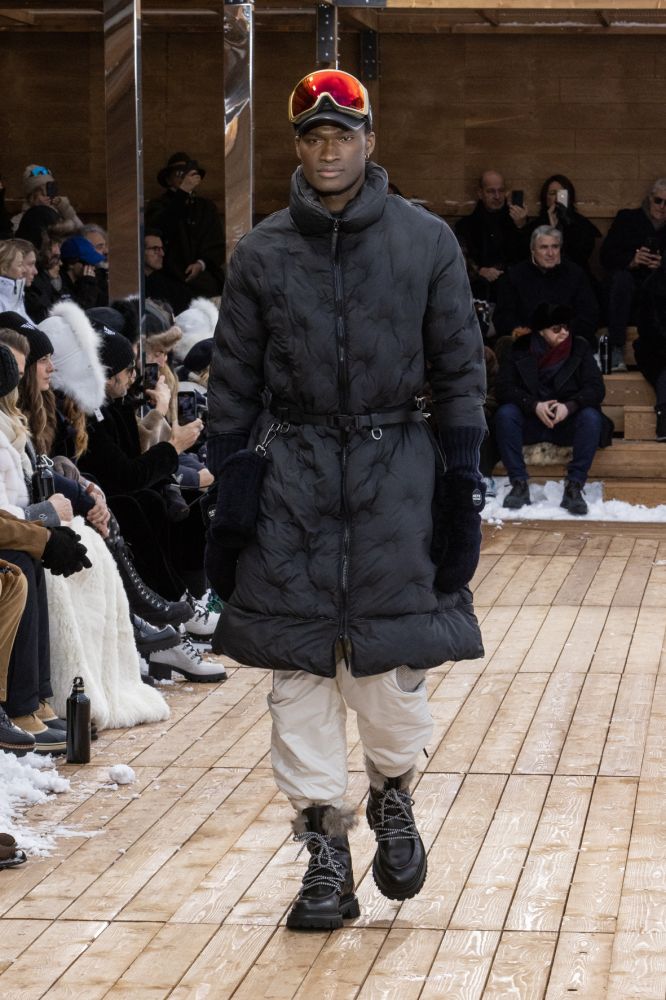 Giorgio Armani Neve la collezione uomo autunno inverno 2022-23