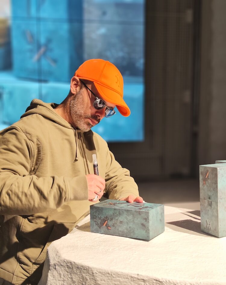 daniel arsham xiaomi