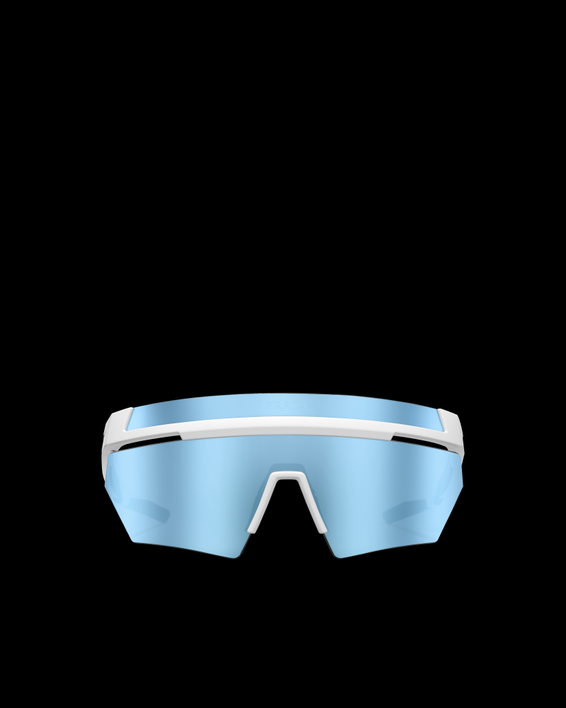 Prada Luna Rossa la collezione autunno inverno 2022-23