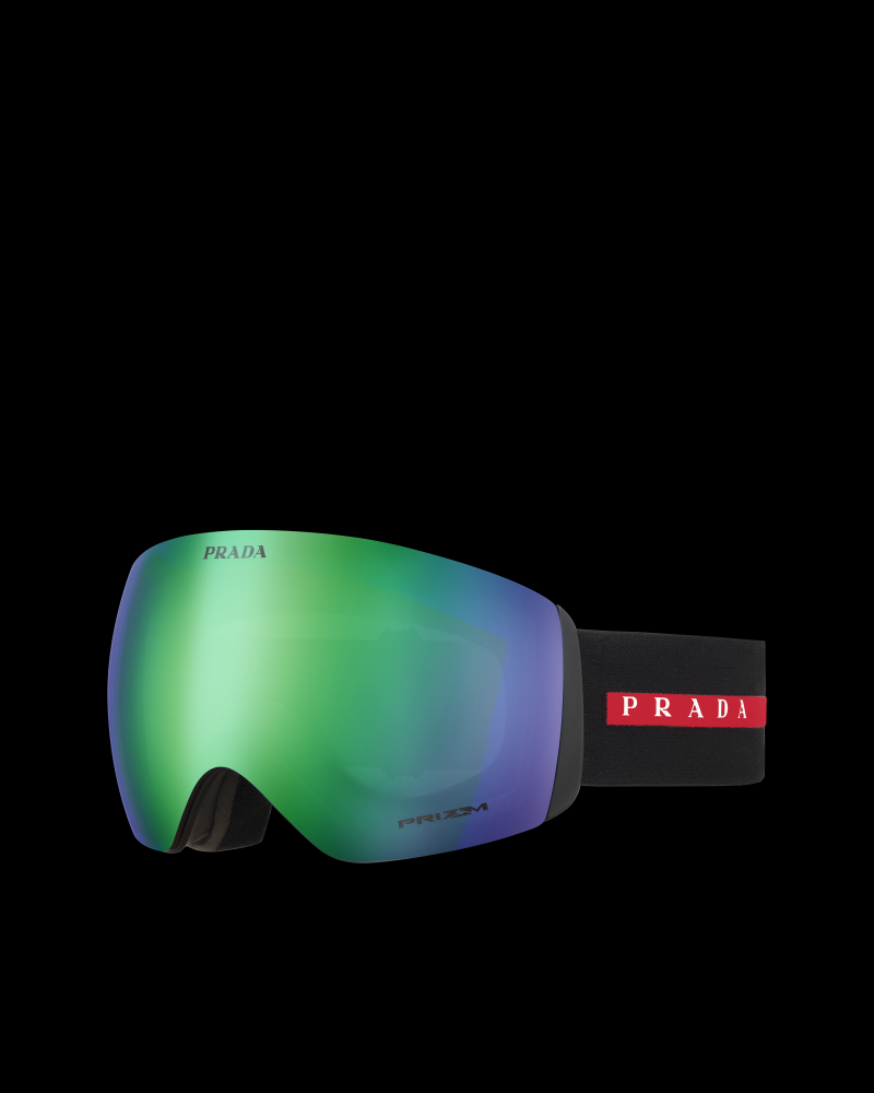 Prada Luna Rossa la collezione autunno inverno 2022-23