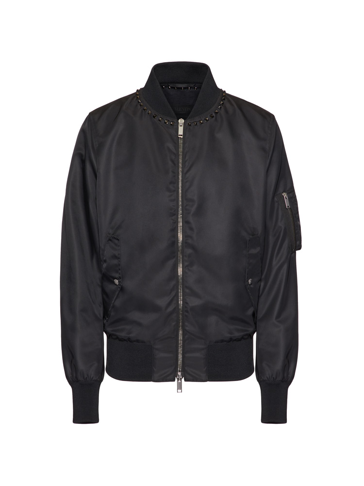 Maison Valentino Essentials