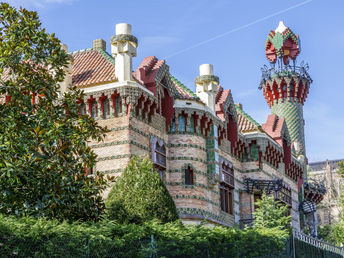Tower detail Gaudi Caprico in Comillas