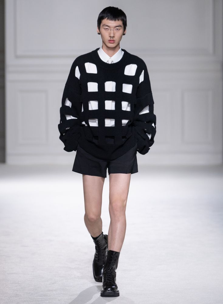 La sfilata co-ed "Valentino Black Tie" Fall Winter 2023-24