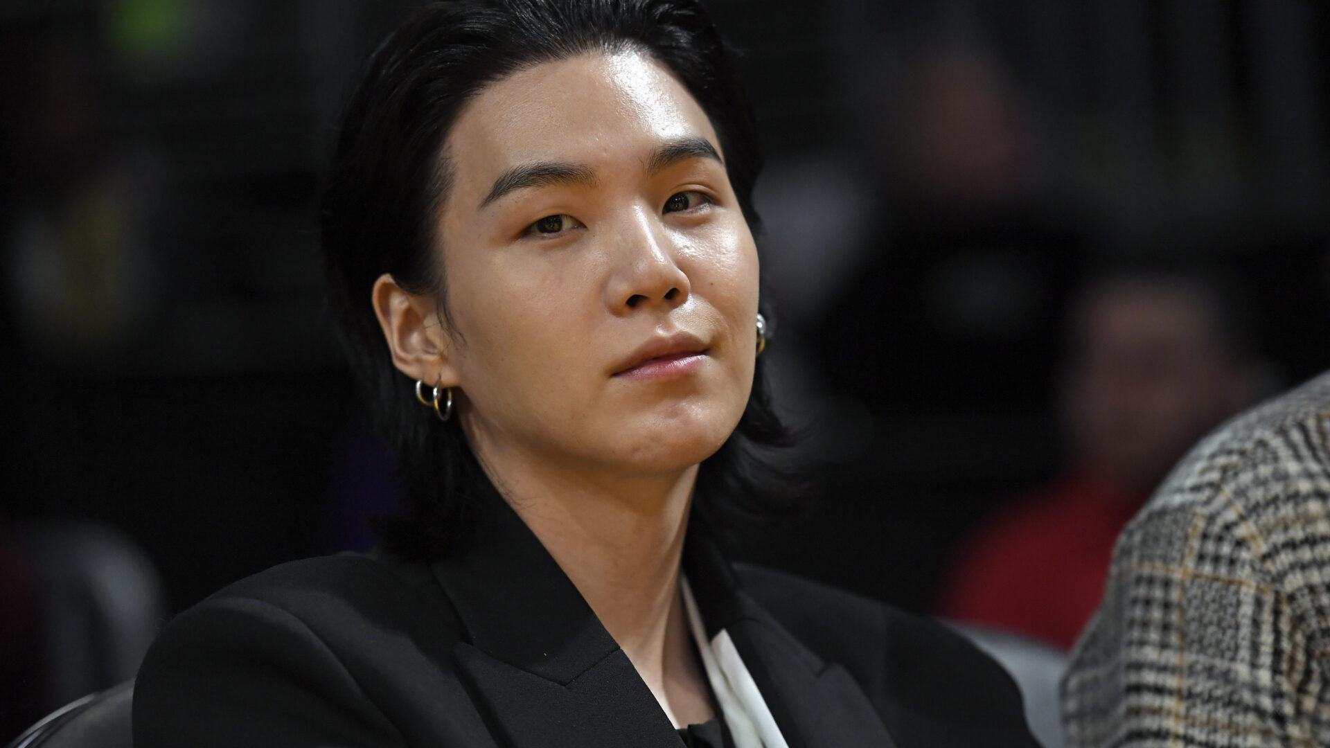 Suga, il rapper dei BTS tra Valentino e il tour mondiale da solista