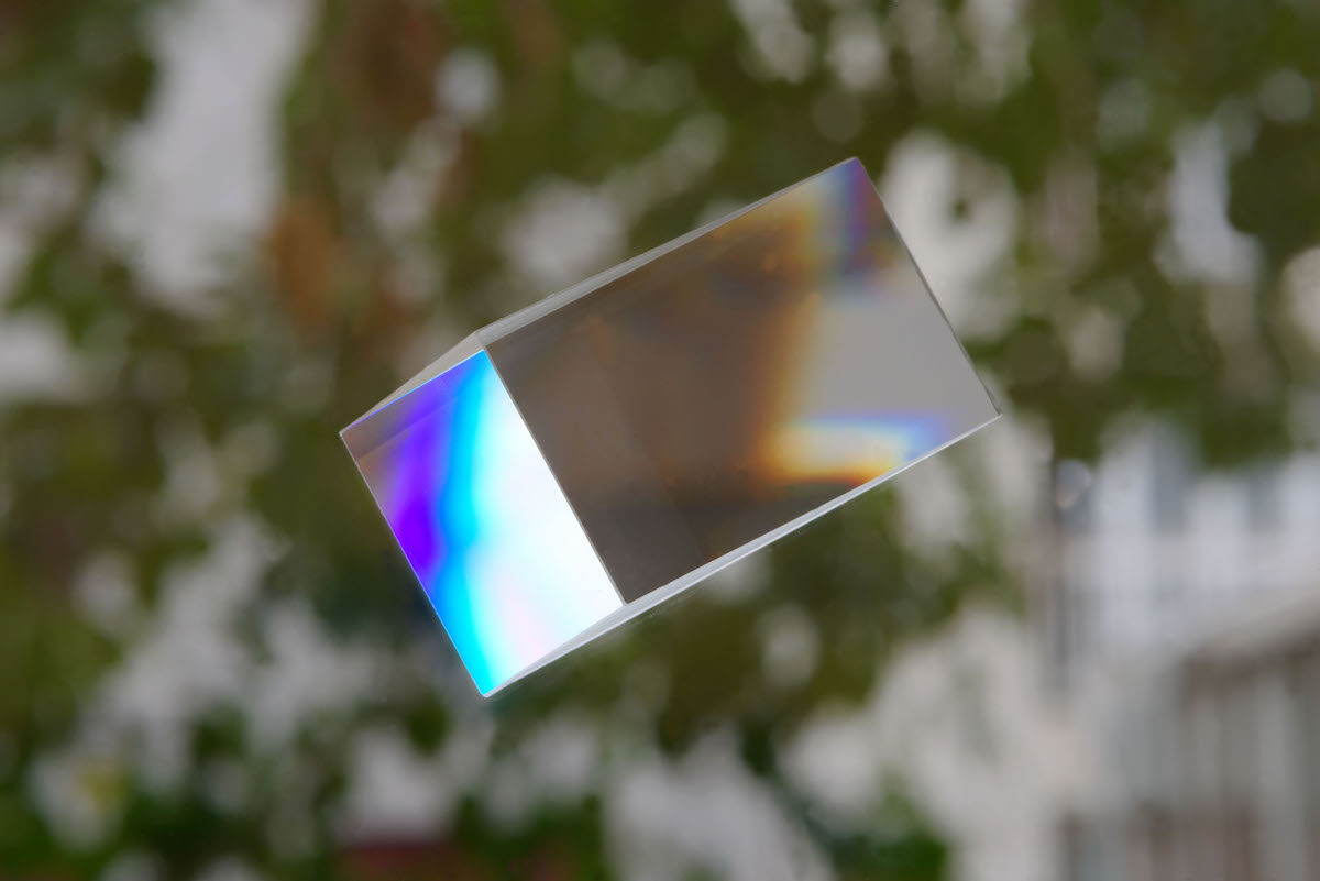 Ann Veronica Janssens Untitled (Prism), 2013 Courtesy l’artista e Institut d’Art Contemporain, Villeurbanne/Rhône-Alpes Foto © Blaise Adilon