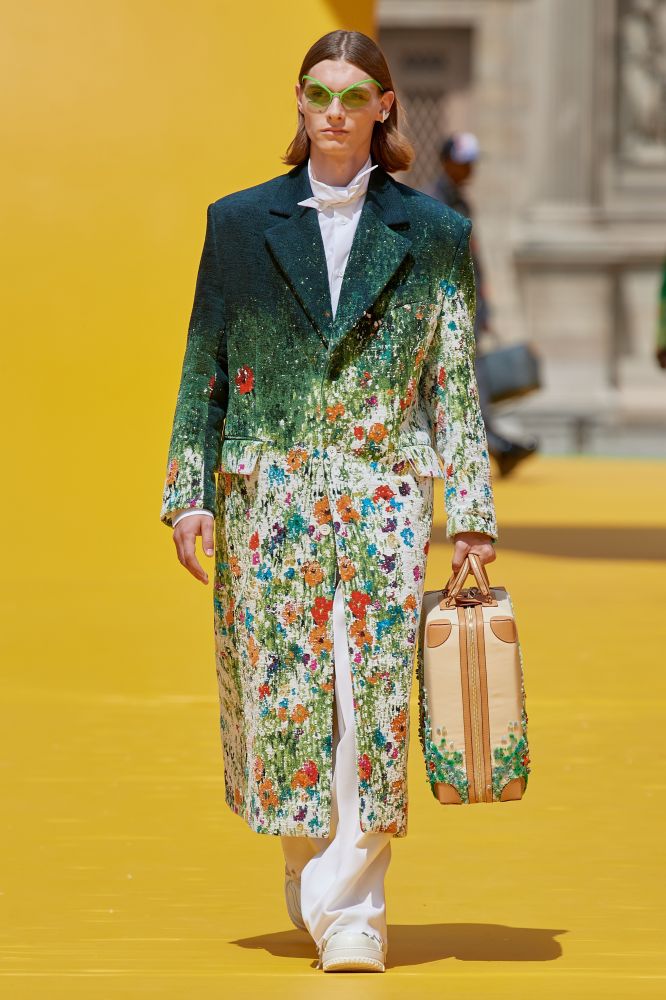 Louis Vuitton la collezione moda uomo Primavera Estate 2023