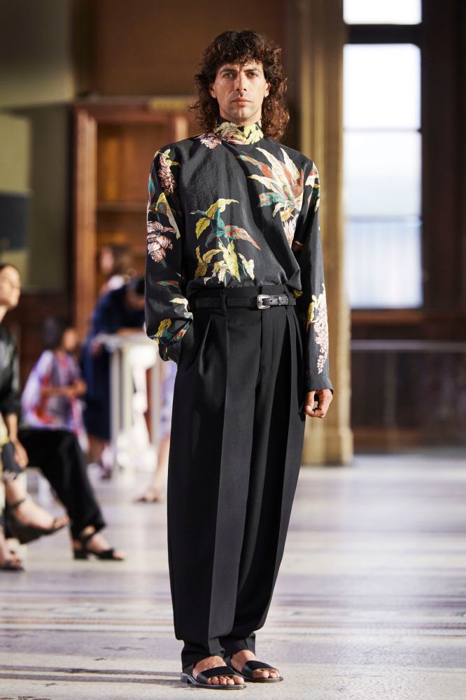 Lemaire la collezione moda uomo Primavera Estate 2023