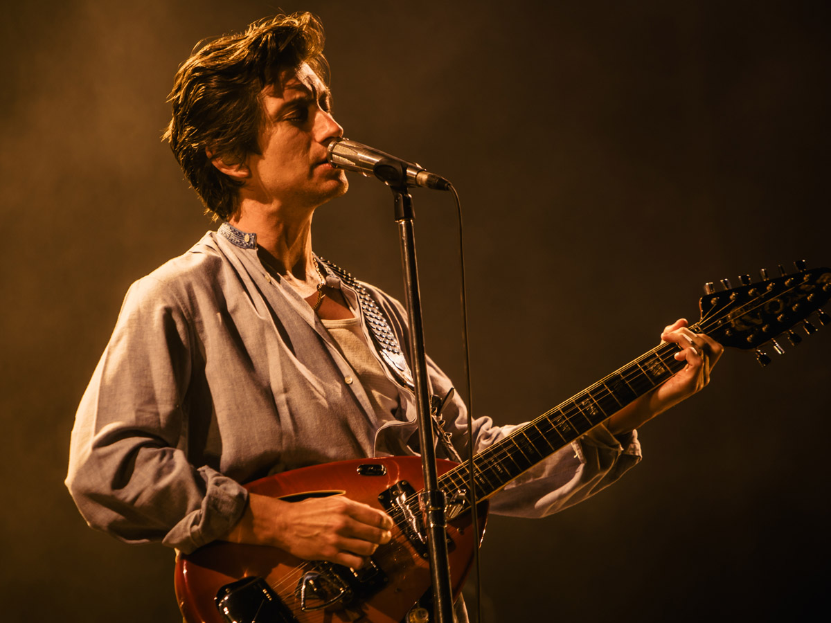 Alex Turner degli Arctic Monkeys Alex Turner degli Arctic Monkeys