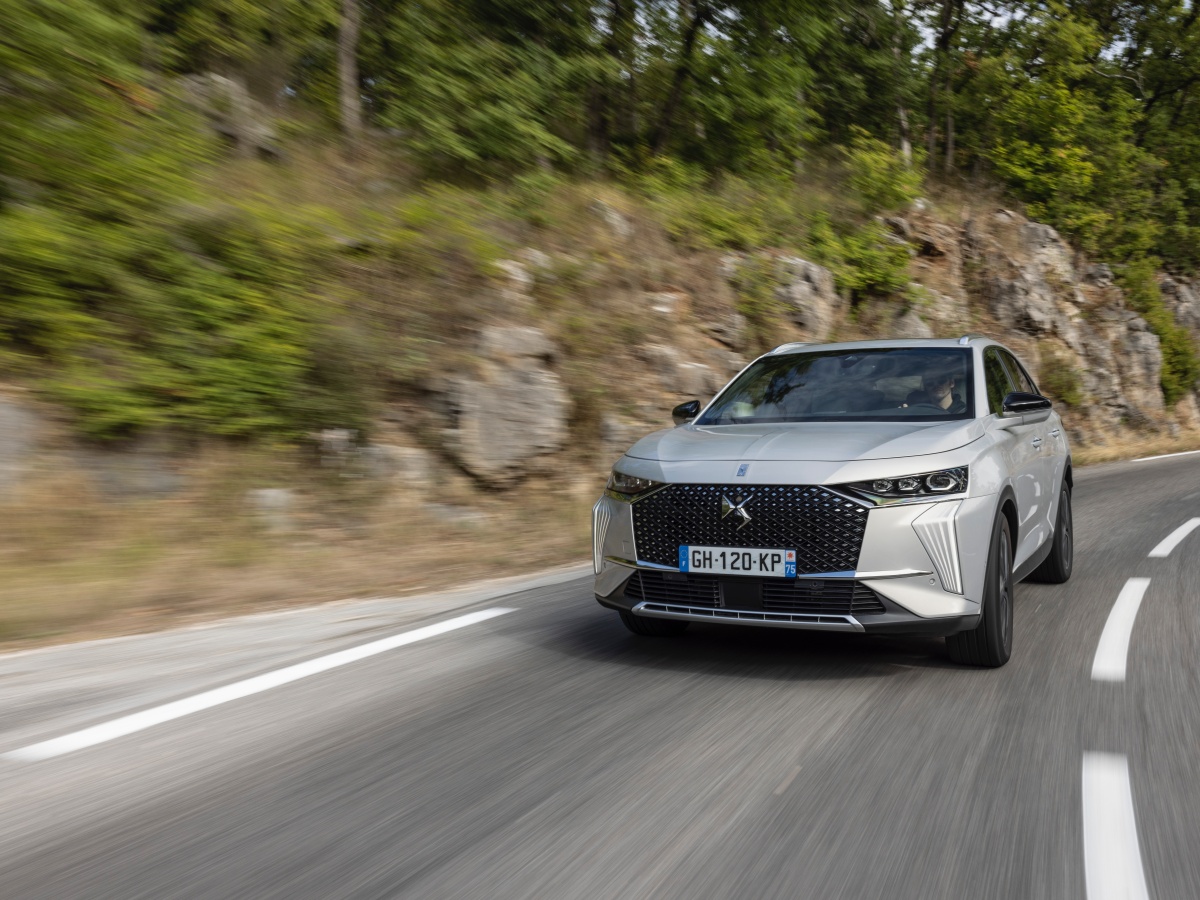 DS 7 E-Tense