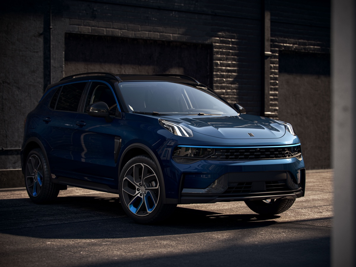 Lynk Co 01 SUV medie ibride plug-in