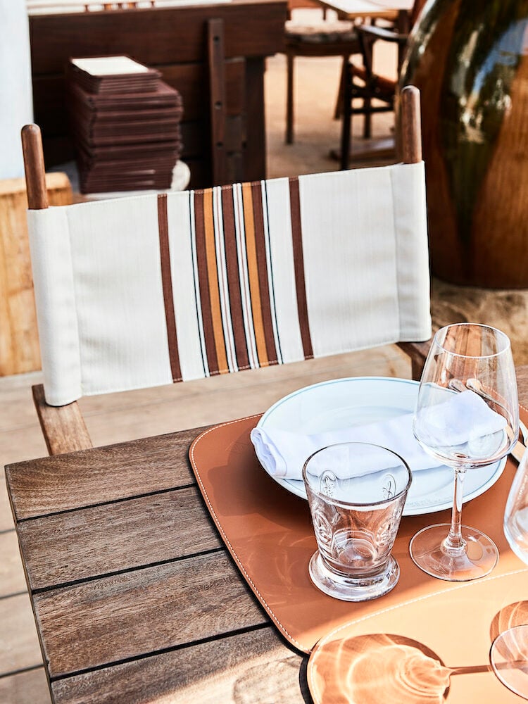 Loro Piana_La Reserve a la Plage beach club boutique (9)