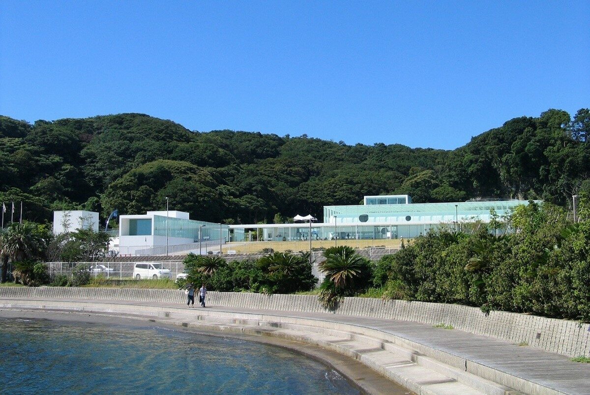 Musei d'arte in riva al mare