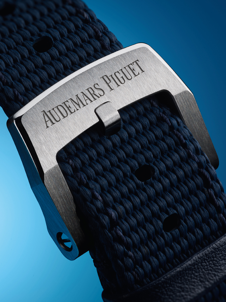 Cinturino del nuovo orologio Code 11.59