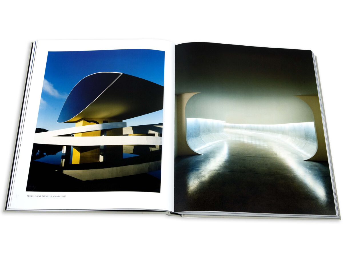 Oscar Niemeyer_inside2_MidRes