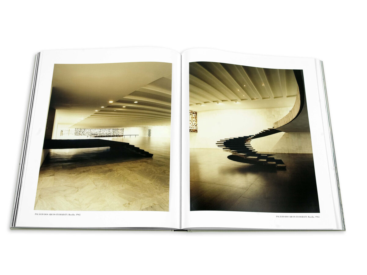 Oscar Niemeyer_inside6_MidRes