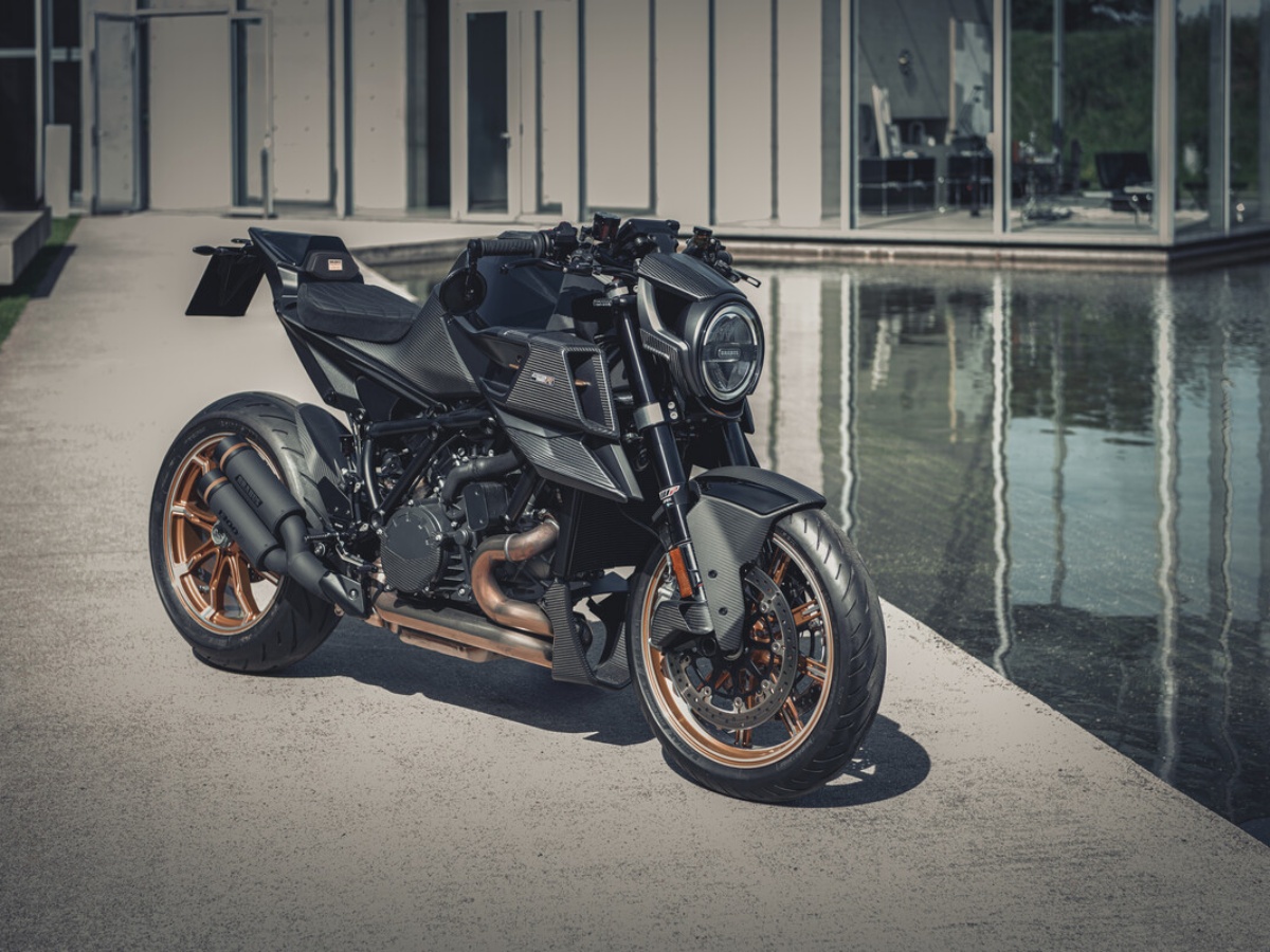Brabus 1300 R Masterpiece