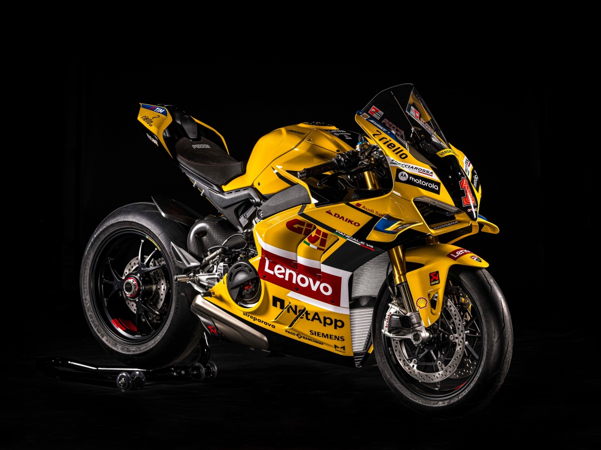 Ducati Panigale V4 Bagnaia World Champion Replica