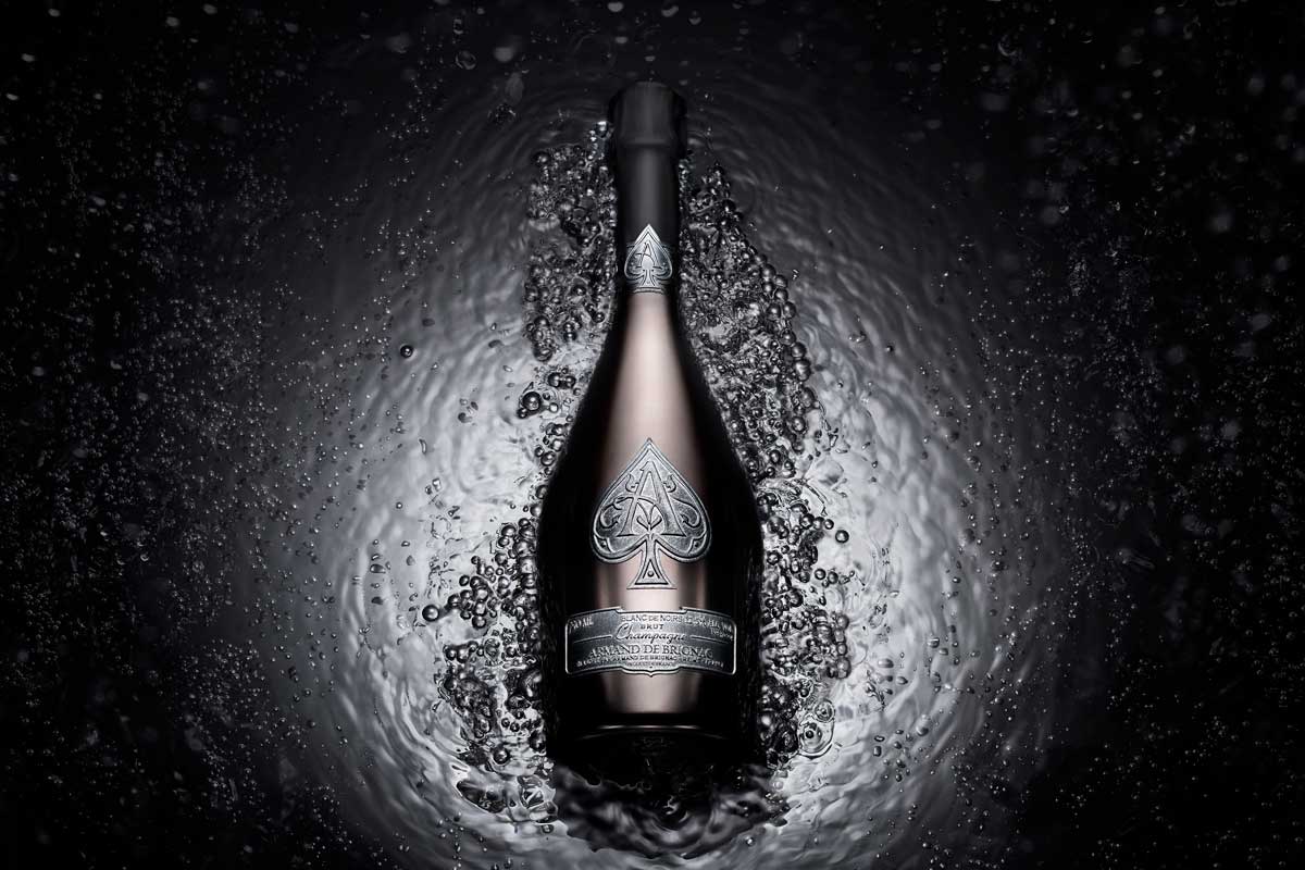 armand-de-brignac-champagne-regali-beverage-natale-2023 armand-de-brignac-champagne-regali-beverage-natale-2023
