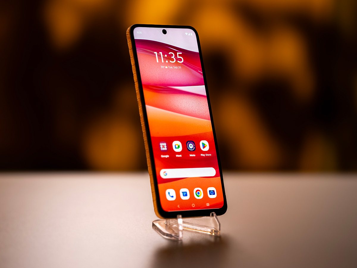 Motorola smartphone con display adattivo