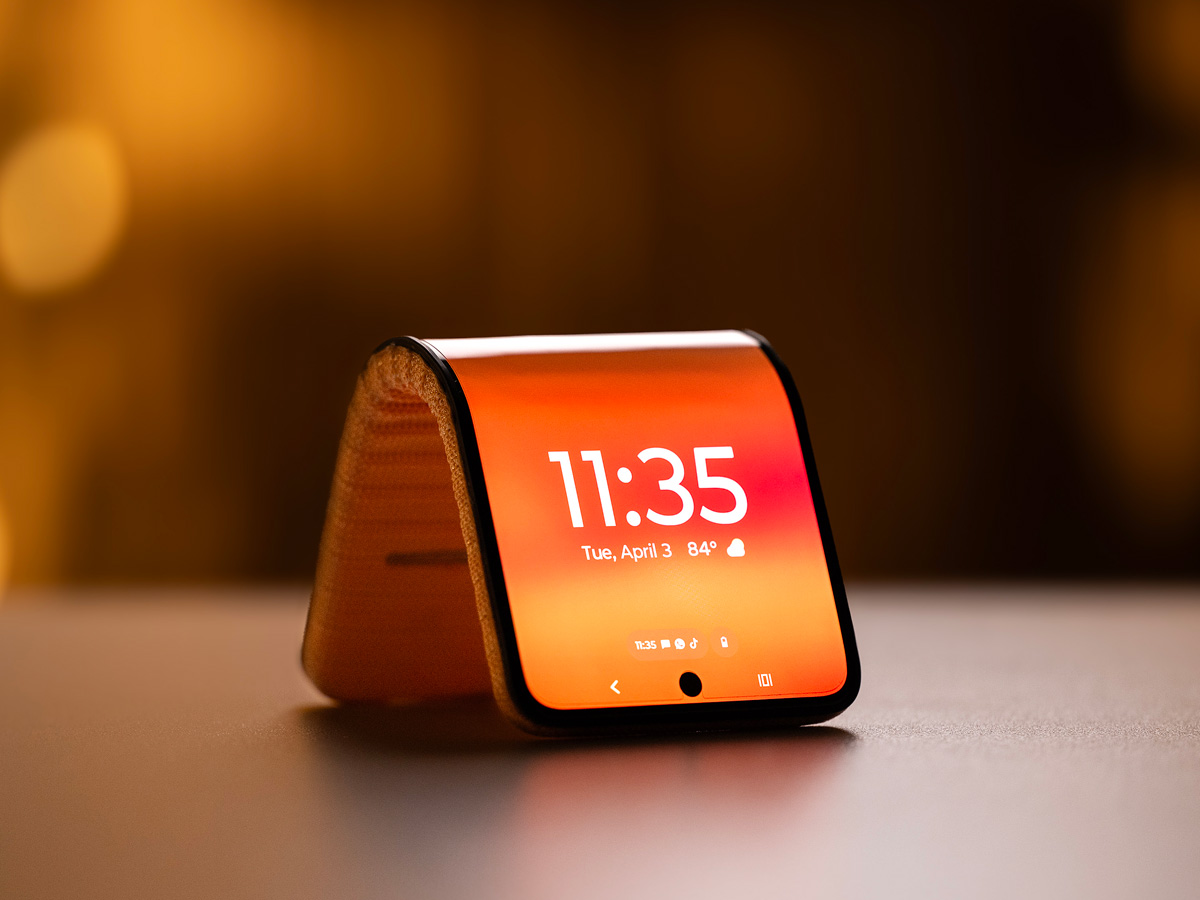 Motorola smartphone con display adattivo