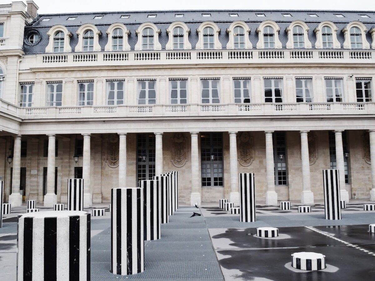 Daniel Buren, Les Deux Plateaux