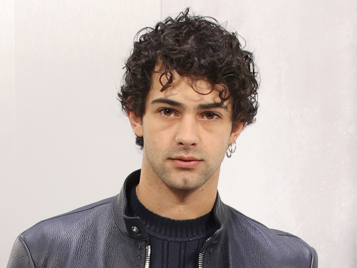 capelli-ricci-uomo-perfetti-12