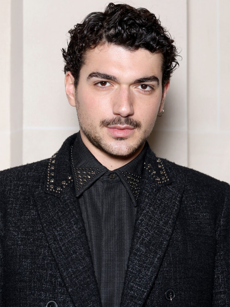 capelli-ricci-uomo-perfetti-14