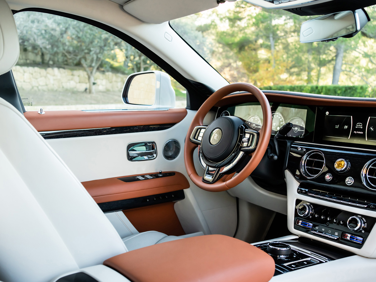Rolls-Royce Phantom Rolls-Royce Phantom