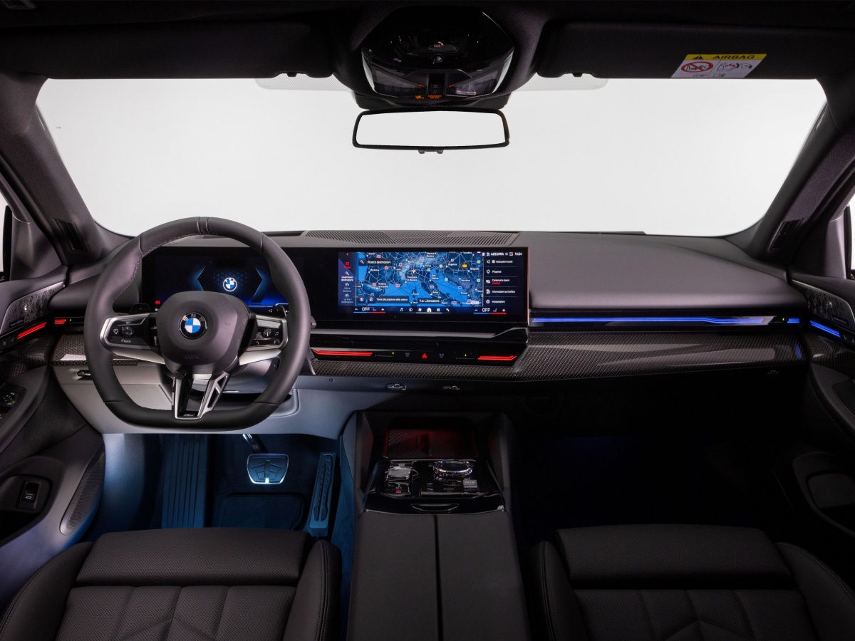 BMW serie 5 Touring interni