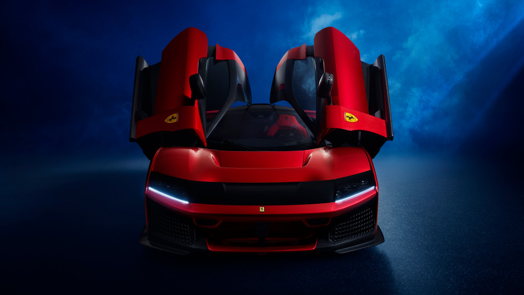 New_Ferrari_Supercar_media_-3_1024x768