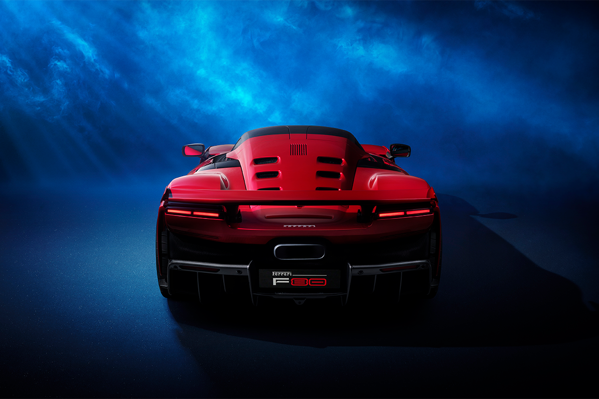 New_Ferrari_Supercar_media_exterior