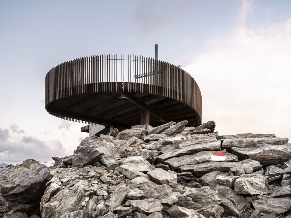 Cover-Noa_Otzi-Peak-3251m-2-1499x999