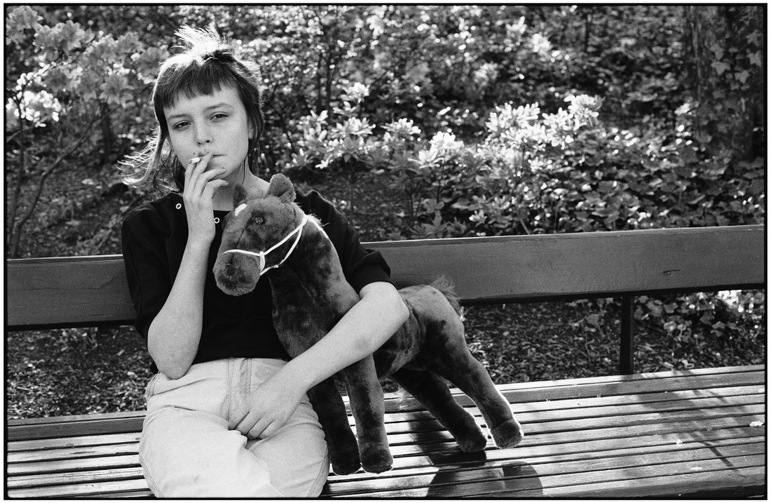 Mary Ellen Mark, Lily © Mary Ellen Mark, Courtesy Howard Greenberg Gallery New York - Ritratti fotografici ICON Ritratto fotografico ICON