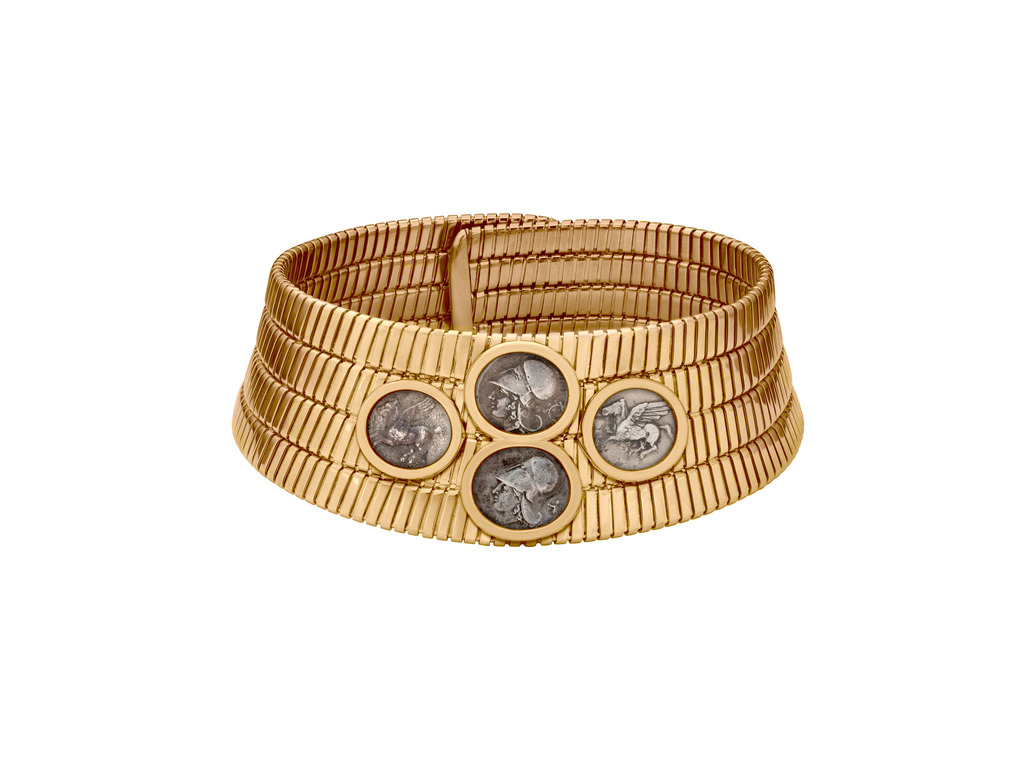 Monete Tubogas choker in gold with Greek silver coins, ca. 1974 Ph. Barrella - Studio Orizzonte Gallery