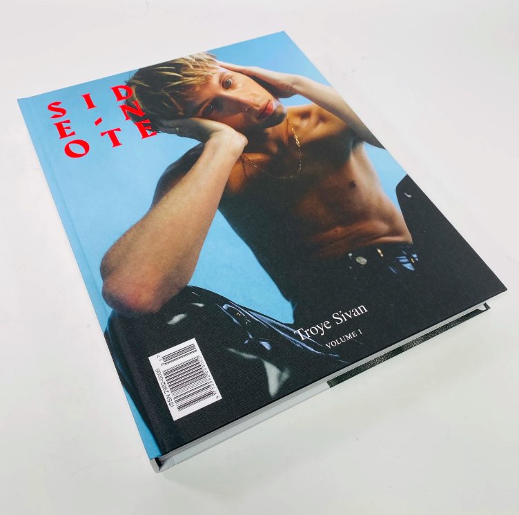 Side Note Mgazine - Nuovi imprevedibili magazine - ICON Side Note Mgazine - Nuovi imprevedibili magazine - ICON