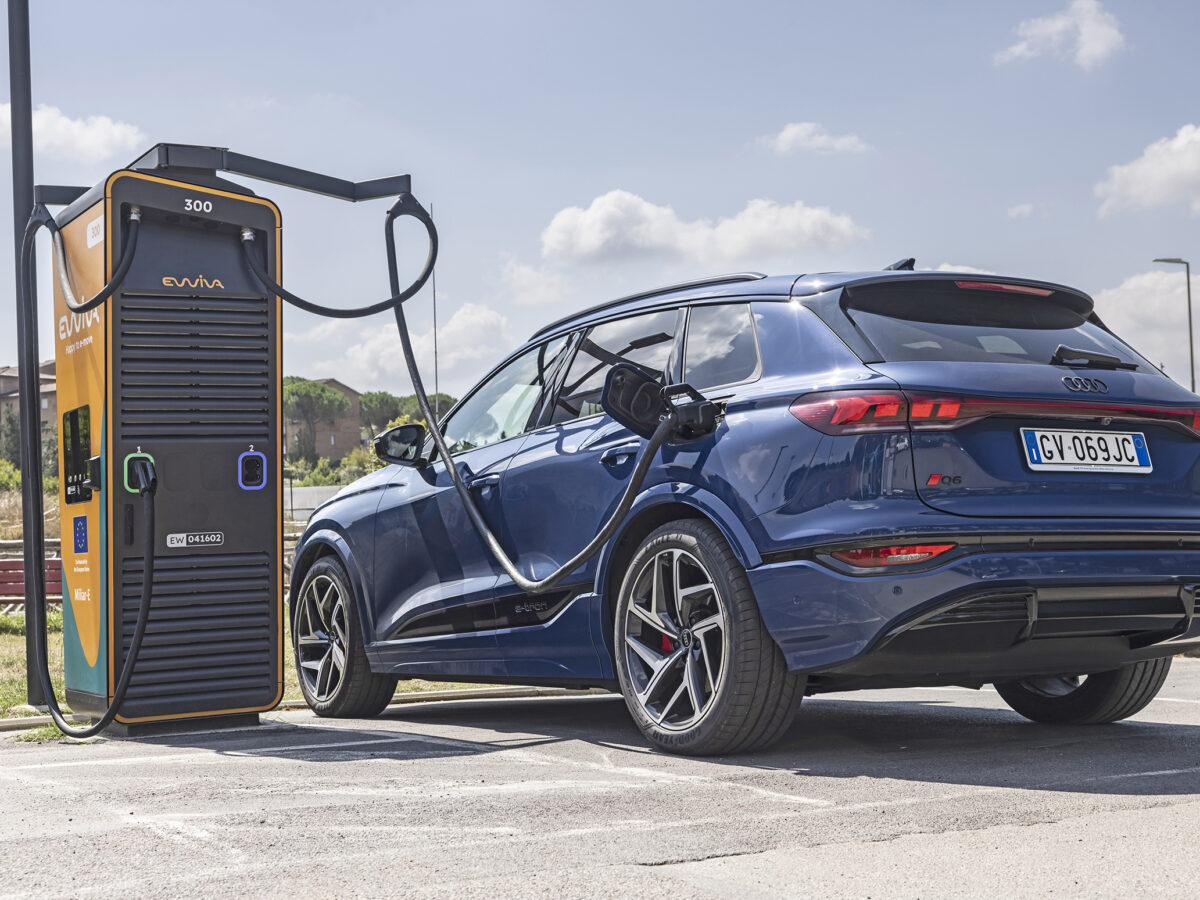 L’Audi Q6 e-tron L’Audi Q6 e-tron