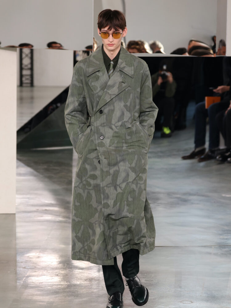 Paul Smith : Runway - Paris Fashion Week - Menswear Fall/Winter 2024-2025