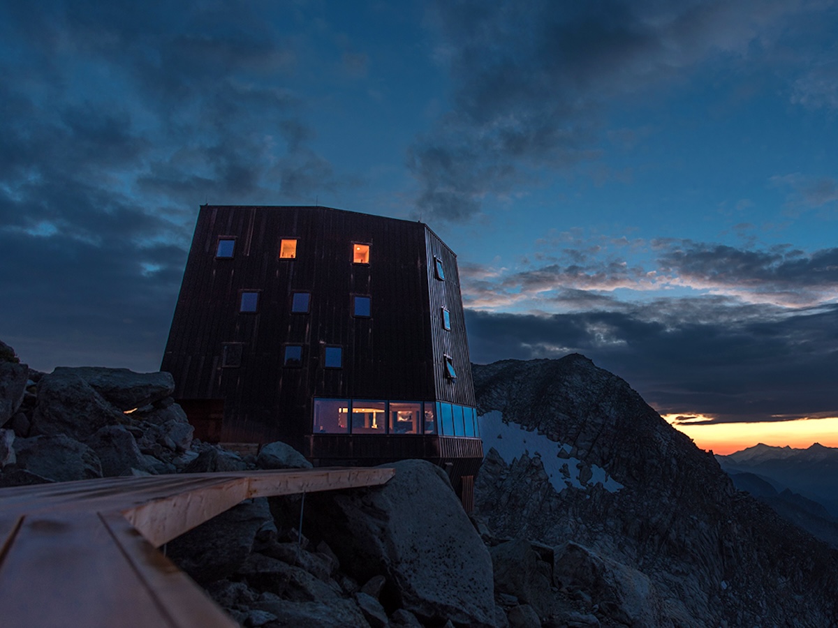 Rifugio al sasso nero Rifugio al sasso nero