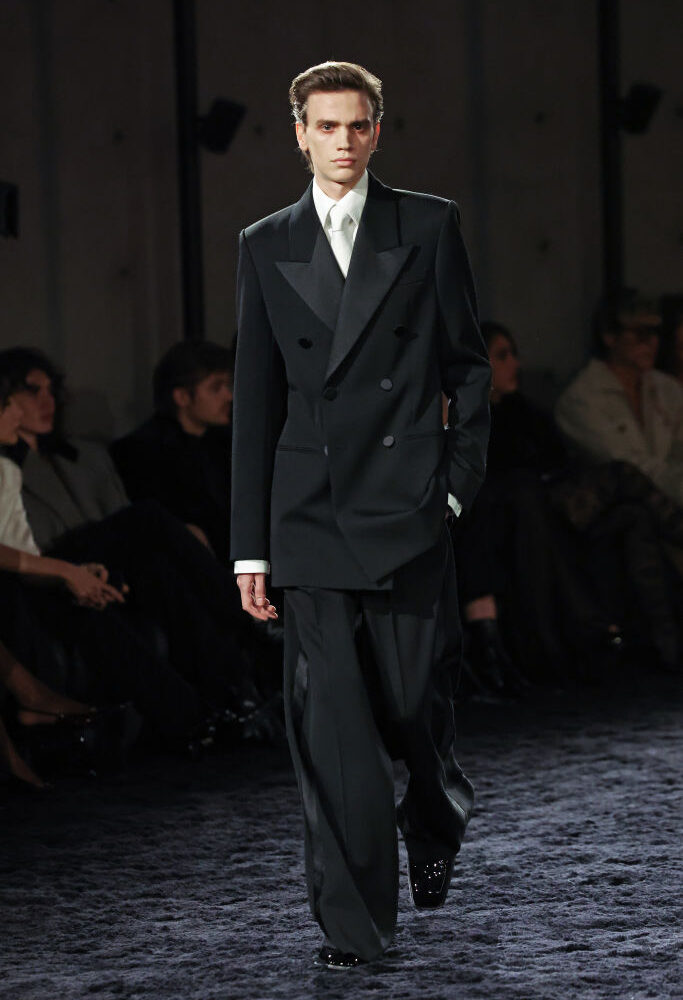 Saint Laurent : Runway - Paris Fashion Week - Men Collection Fall/Winter 2024-2025