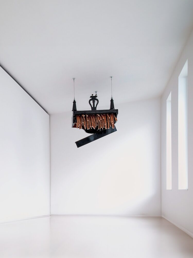 Rebecca Horn, Concert for Anarchy (Concerto per l’anarchia), 2006 - Courtesy Moontower Foundation, Bad König, Germany, Foto Gunter Lepkowski © REBECCA HORN, by SIAE 2025