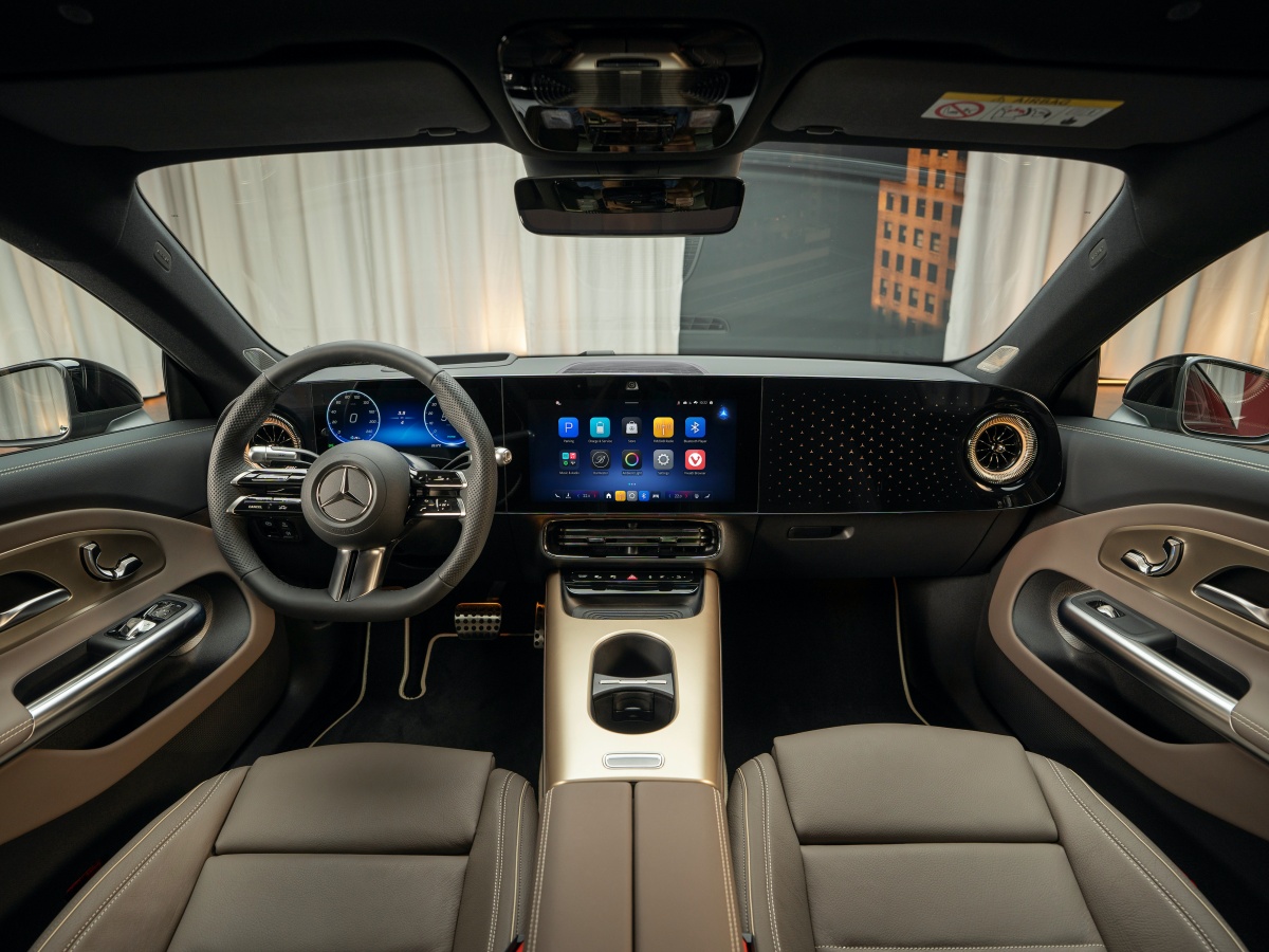 Mercedes CLA interni