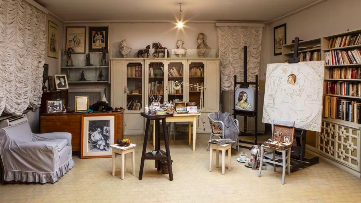 The artist’s life a drawing room inside the Casa Museo di Giorgio de Chirico. Photograph Giuseppe Schiavinotto