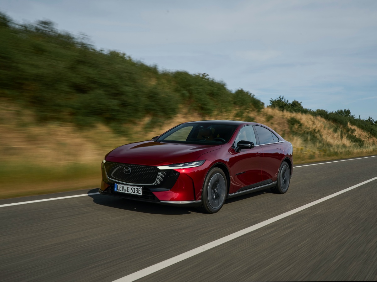 Mazda Mazda6e