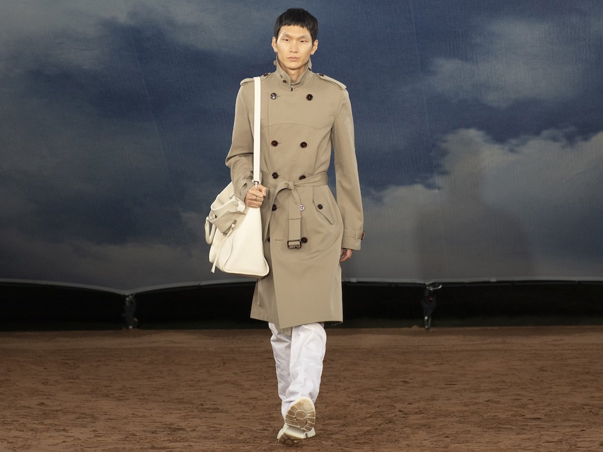 Burberry Catwalk - London Fashion Week Burberry